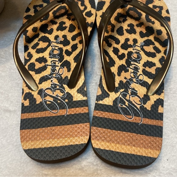 🥳HP🥳 Brighton Animal Print Flip Flop Sandals - Picture 4 of 9